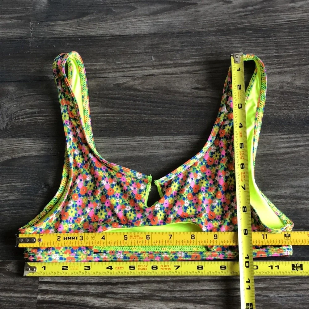 Frankie’s Bikinis Cole Cutout Bikini Top Multicolor Floral